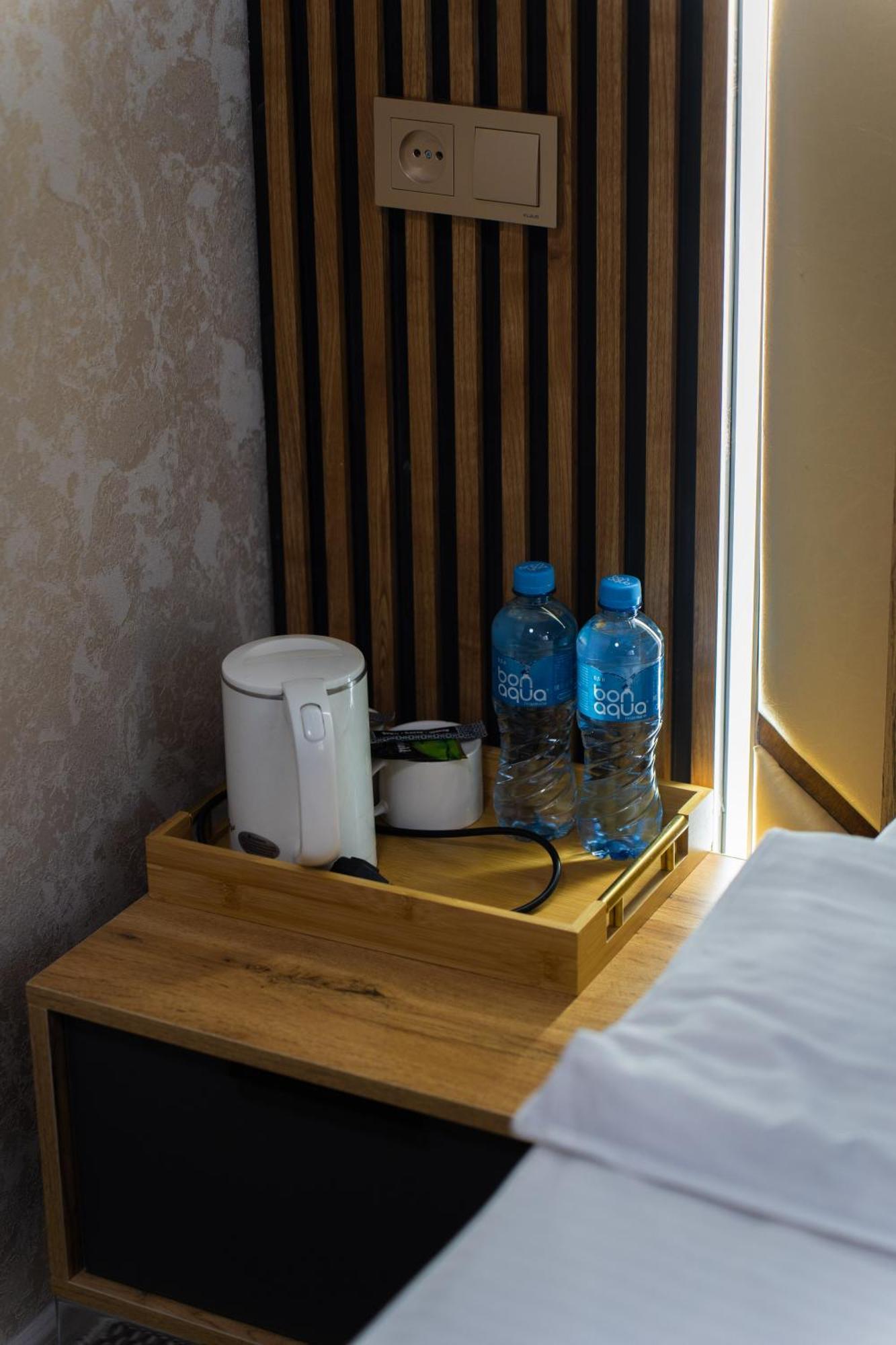 Cube House Osh Hotel Bagian luar foto