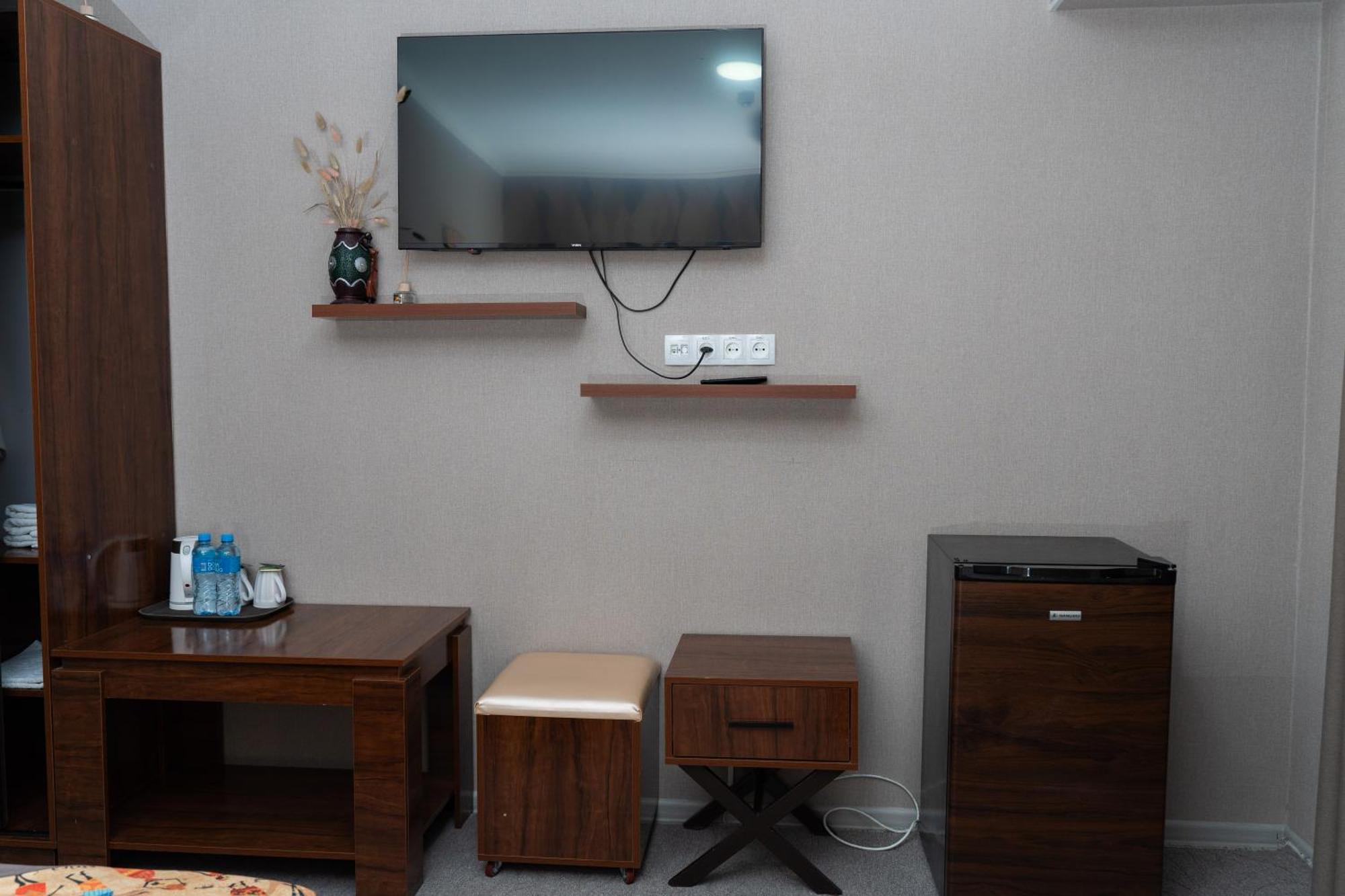 Cube House Osh Hotel Bagian luar foto